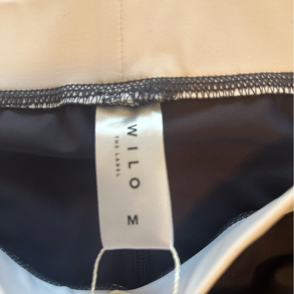 Wilo NWT navy and Marigold Rib bike shorts size M - Picture 3 of 7